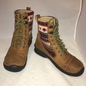 Keen Women's Lace Boots size US 5 (EU 35, UK 2.5)